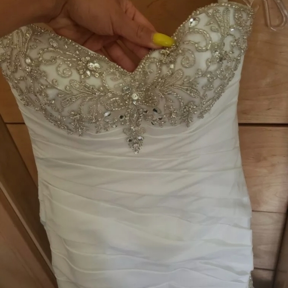 David's bridal wedding gown - Picture 4 of 9